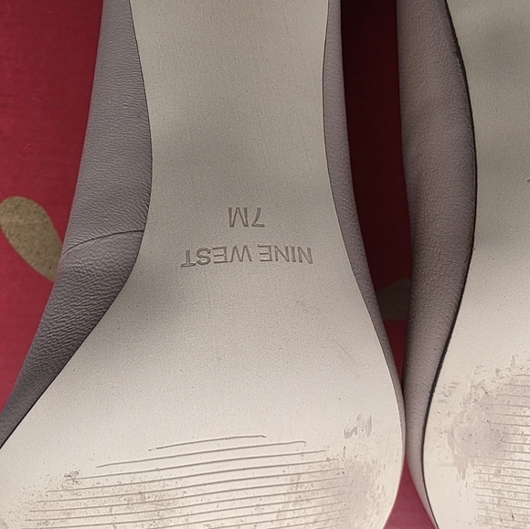 Nine West Blush Pink Heels - Picture 8 of 9